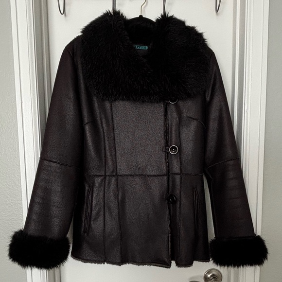 Velvet • Black Button Up Winter Coat with Faux Fur Trim - Women’s Size Large - Picture 2 of 16